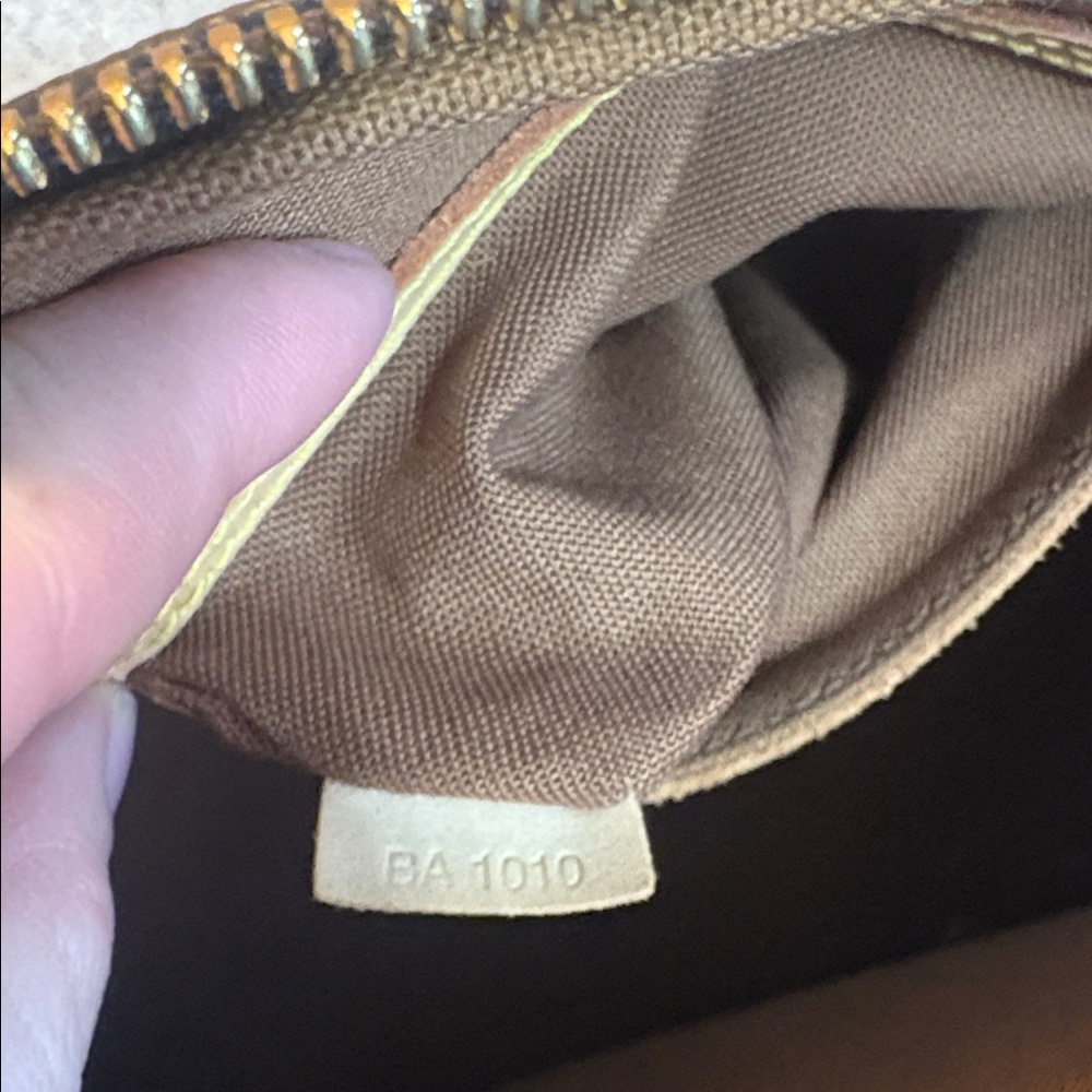 Louis Vuitton Alma PM Handbag - Picture 10 of 11